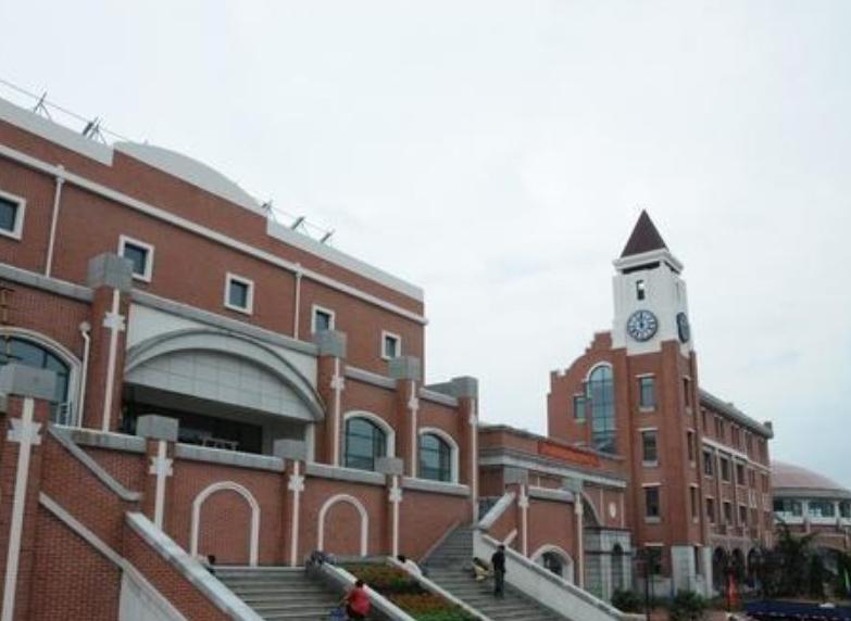 青岛市实验初级中学
