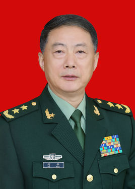 何平,男,汉族,1957年11月生,四川南充人,中共党员,中国人民解放军上将