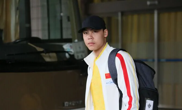 余贺新 夸克百科