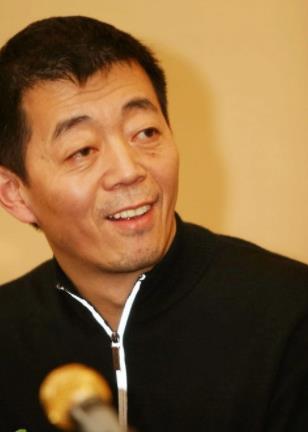 早年经历 顾长卫从小热爱绘画,由于父母都是教师,他受到的管制很严格.